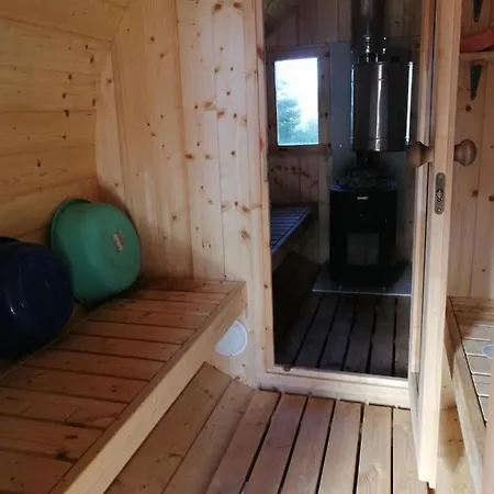 بيت للعطل Saunaga Puhkemaja Kullamaal *