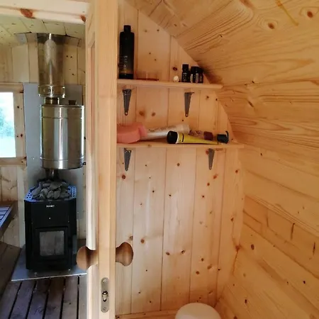 Saunaga Puhkemaja Kullamaal *